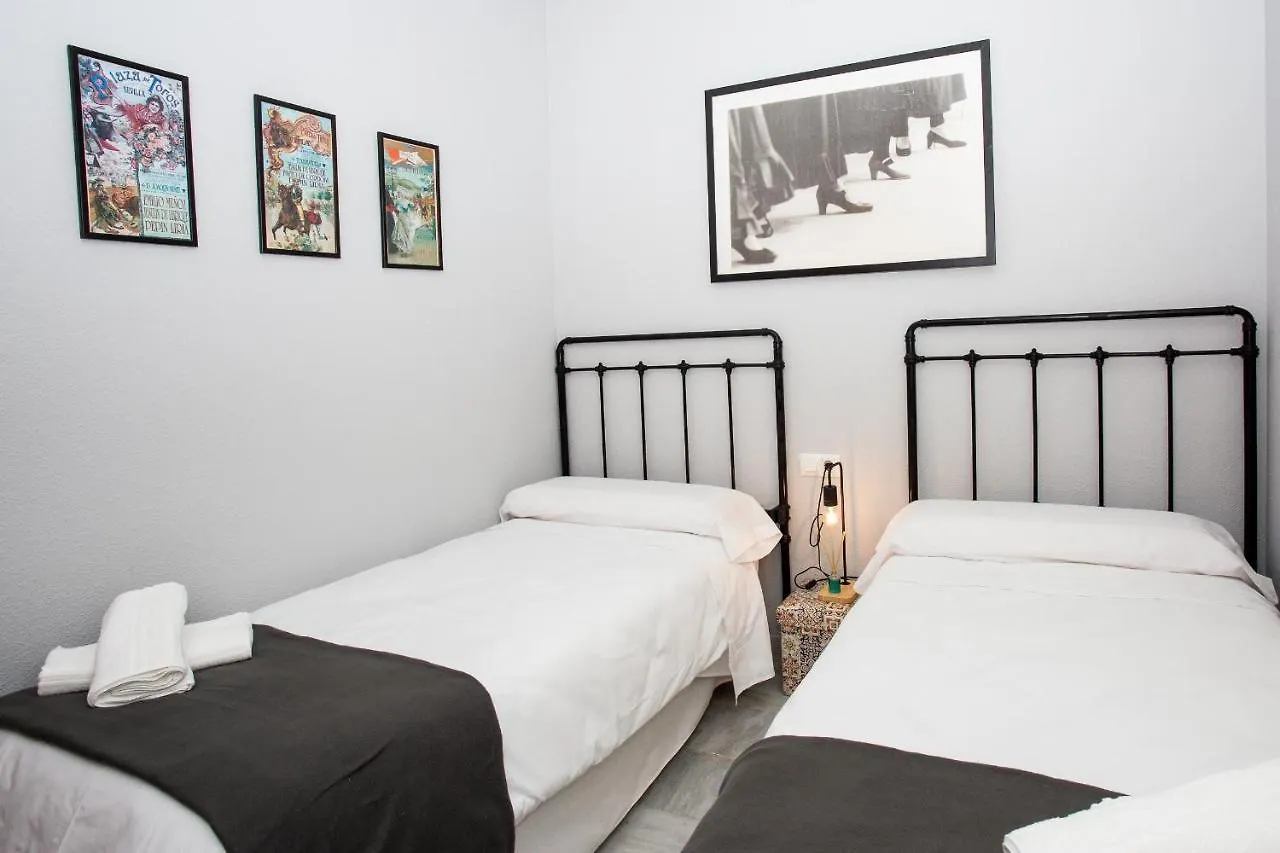 Wish Suite Torres De Sevilla 0*,